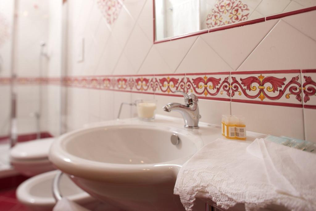 スカラ ポルティコ デル パラディーソ Bed & Breakfast 部屋 写真